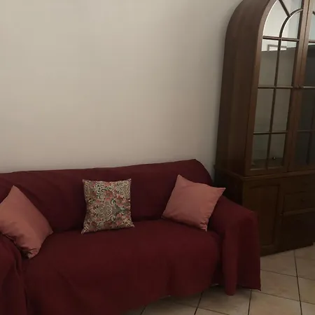 Casa Dei Nonni Apartment *
